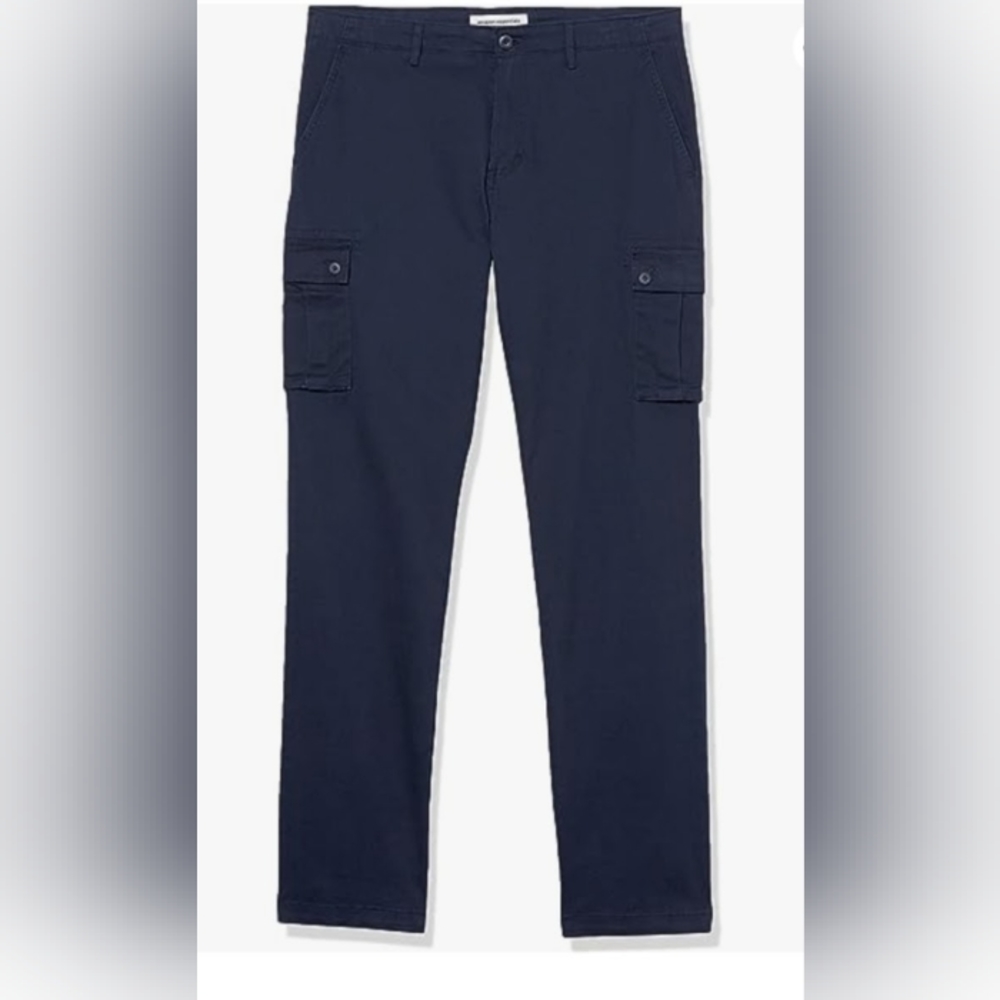 NWT Straight Cut Cargo Pants